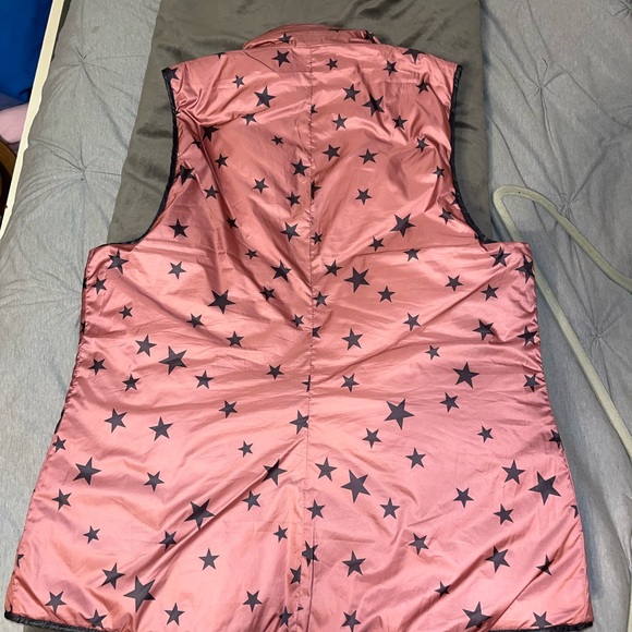 Reversible Vest - Picture 2 of 4